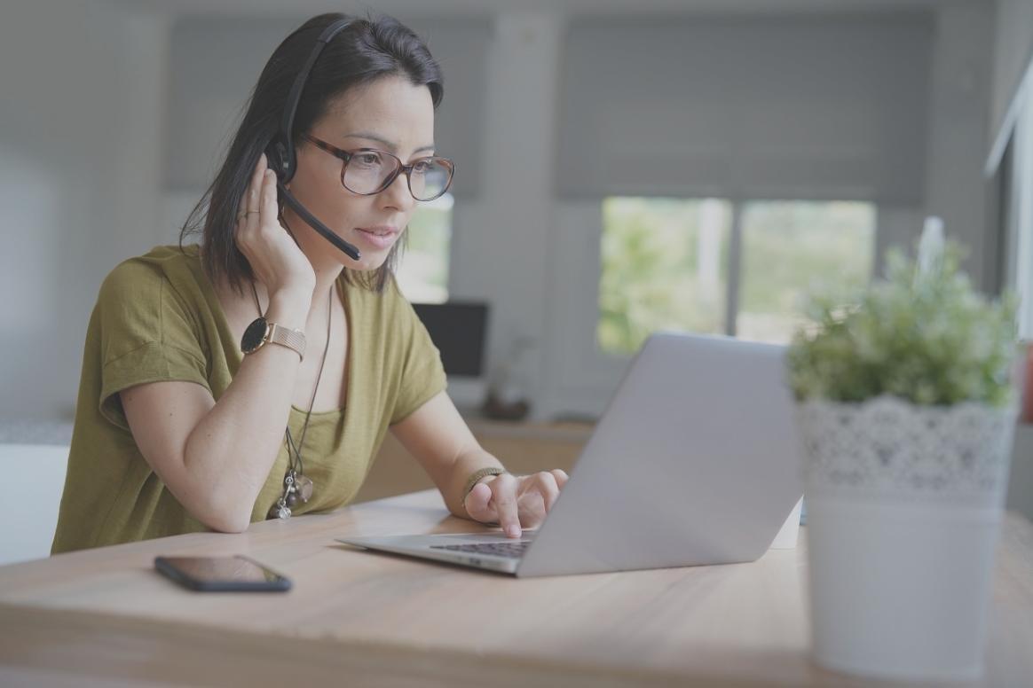 Participanți la un webinar Zelorimantix, interacțiune în timp real